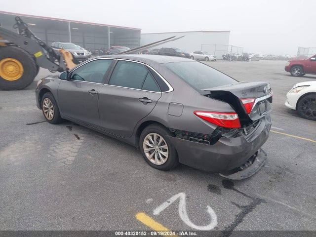 Toyota CAMRY LE 2015 4T4BF1FK2FR447342 Image 3