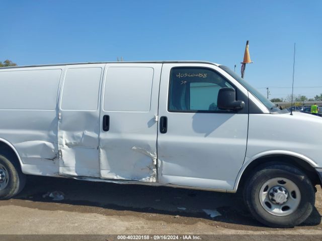 1GCWGBFFXH1120228 Chevrolet Express 2500 Work Van