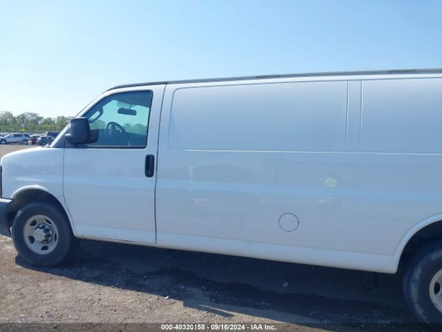 1GCWGBFFXH1120228 Chevrolet Express 2500 Work Van