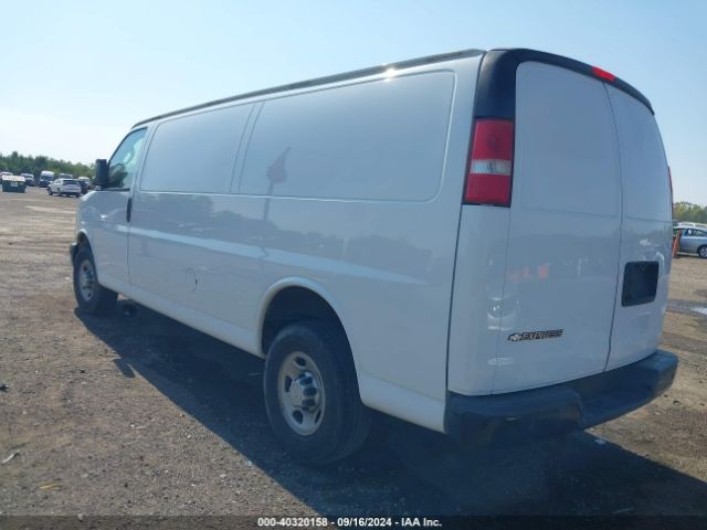1GCWGBFFXH1120228 Chevrolet Express 2500 Work Van