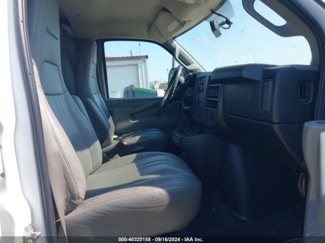 1GCWGBFFXH1120228 Chevrolet Express 2500 Work Van