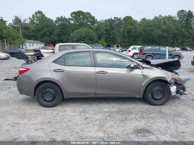 Toyota COROLLA LE 2018 2T1BURHE6JC033870 Image 14