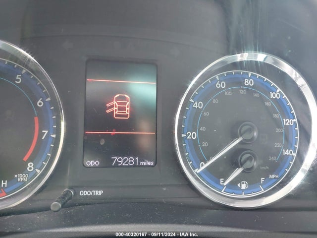 Toyota COROLLA LE 2018 2T1BURHE6JC033870 Image 16