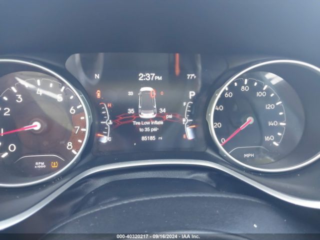 3C4NJDBB6KT809811 Jeep Compass Latitude 4x4