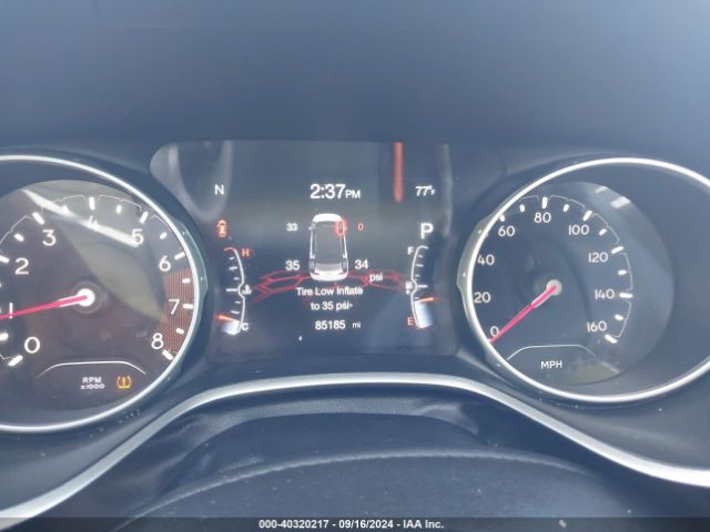 3C4NJDBB6KT809811 Jeep Compass Latitude 4x4