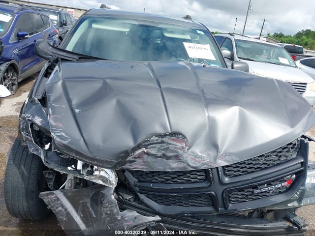 3C4PDCGB4FT697857 Dodge Journey Crossroad
