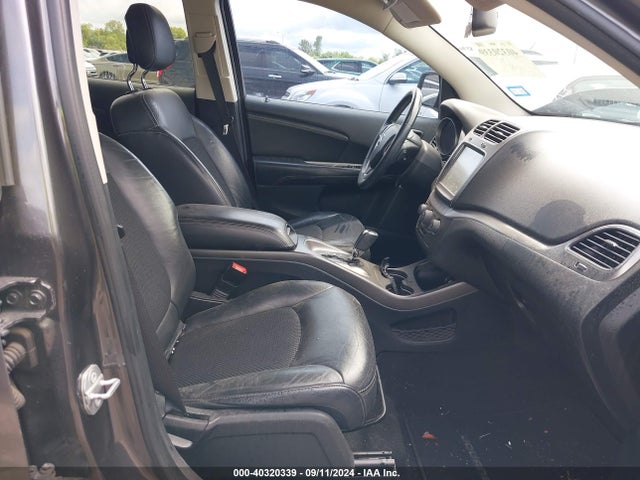3C4PDCGB4FT697857 Dodge Journey Crossroad