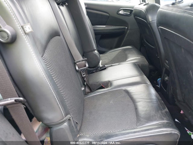 3C4PDCGB4FT697857 Dodge Journey Crossroad