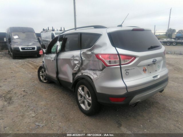 1FMCU9GX9FUA98127 Ford ESCAPE SE