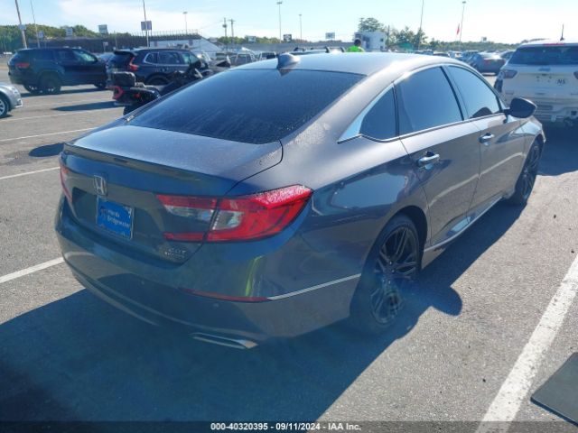 1HGCV2F97MA026158 Honda Accord Touring