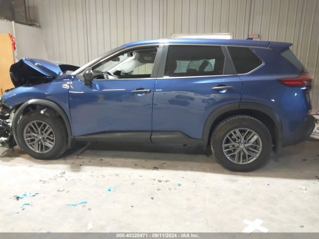 JN8AT3AB8MW210933 Nissan Rogue S Intelligent Awd
