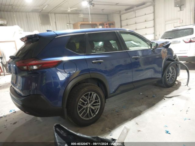 JN8AT3AB8MW210933 Nissan Rogue S Intelligent Awd
