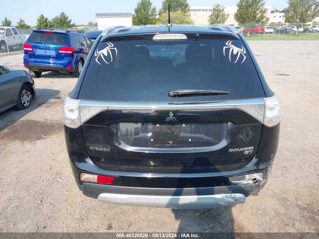 JA4JZ4AX7FZ005398 Mitsubishi OUTLANDER GT