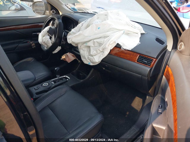 2015 MITSUBISHI OUTLANDER JA4JZ4AX7FZ005398 Photo 4