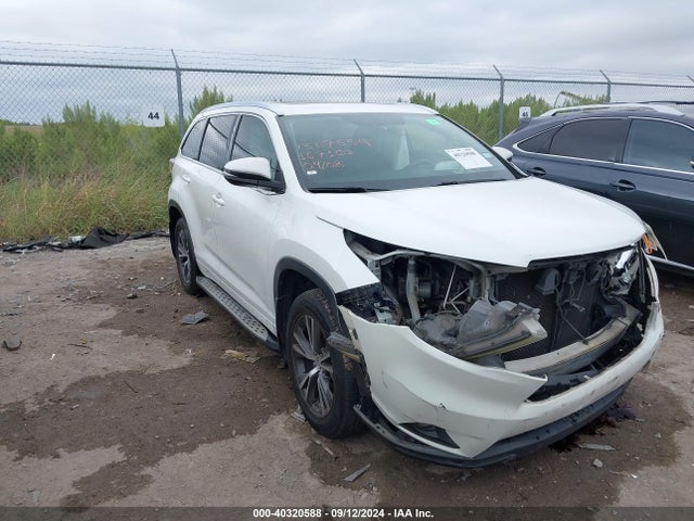 Toyota Highlander Xle V6 2016 5TDKKRFH3GS167108 Image 1