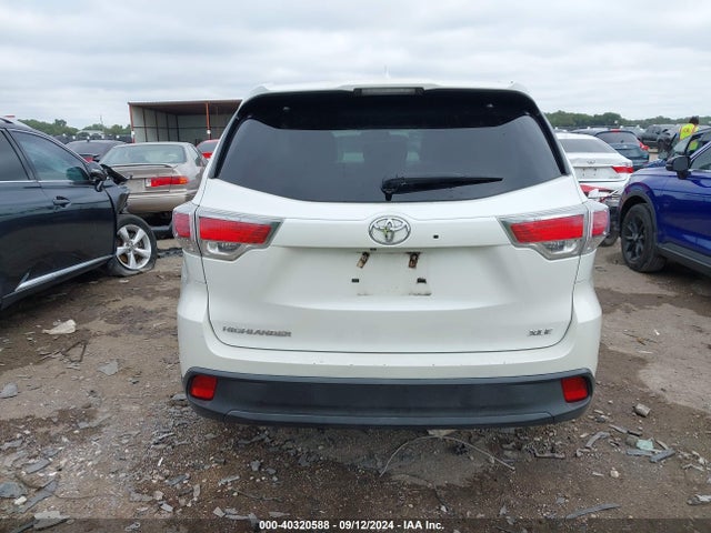 Toyota Highlander Xle V6 2016 5TDKKRFH3GS167108 Image 16
