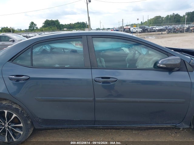 Toyota COROLLA SE 2018 5YFBURHE2JP795318 Image 14