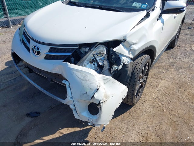 Toyota Rav4 Limited 2015 JTMDFREV3FD165096 Image 6