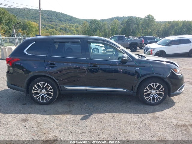 JA4JZ4AX6HZ019571 Mitsubishi OUTLANDER GT