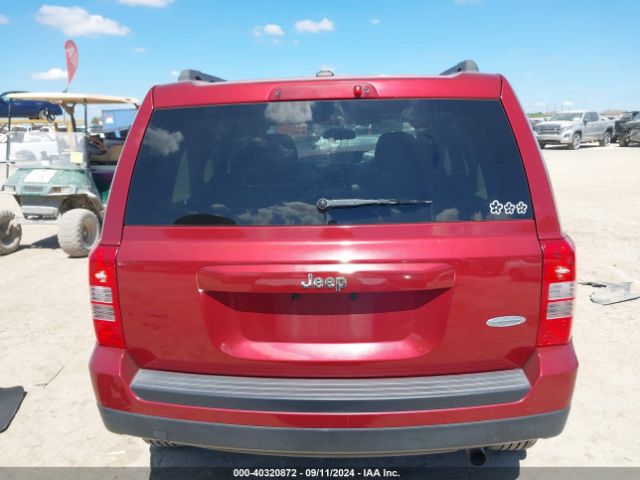 1C4NJPFB8GD584364 Jeep Patriot Latitude