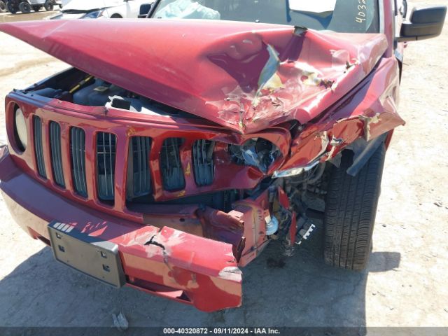 1C4NJPFB8GD584364 Jeep Patriot Latitude