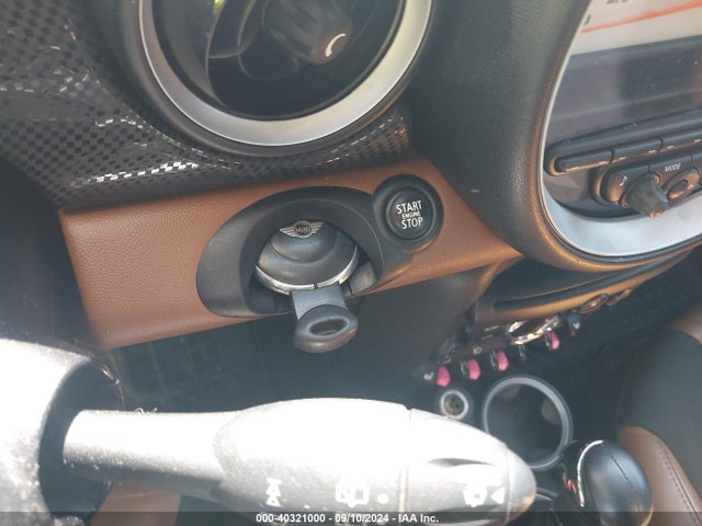 2011 MINI COOPER S WMWSV3C52BTY14751 Photo 10