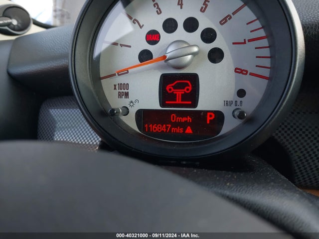 2011 MINI COOPER S WMWSV3C52BTY14751 Photo 6