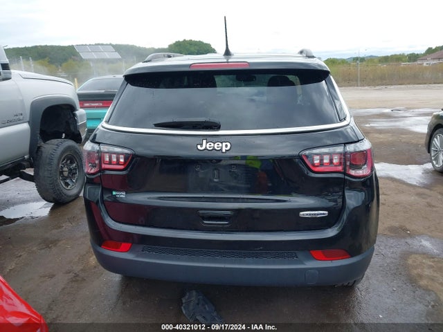 3C4NJCBB4MT592403 Jeep Compass Latitude Fwd