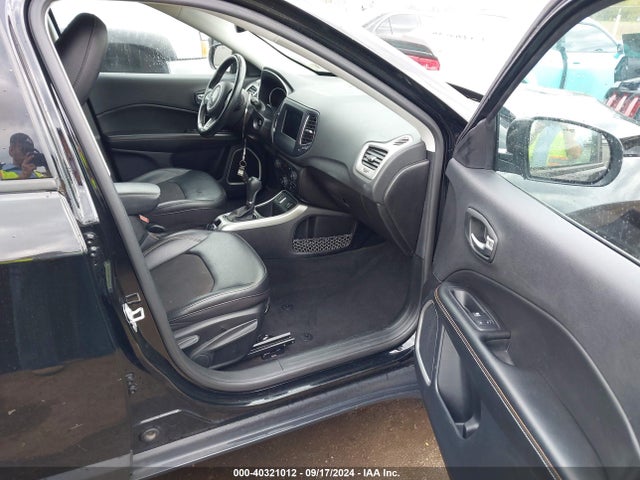3C4NJCBB4MT592403 Jeep Compass Latitude Fwd