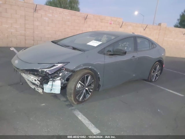 Toyota PRIUS XLE 2024 JTDACAAU2R3015596 Image 2