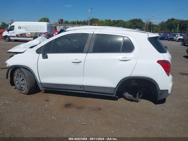 Chevrolet TRAX LS 2017 KL7CJKSB3HB243139 Image 13