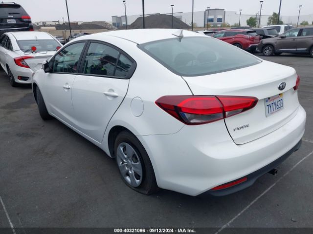 3KPFK4A73HE140943 KIA FORTE LX