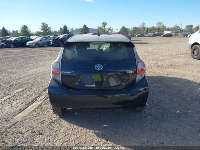 JTDKDTB34E1565746 Toyota Prius C Two