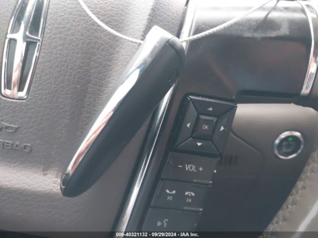 5LMJJ2HT9FEJ06737 Lincoln Navigator
