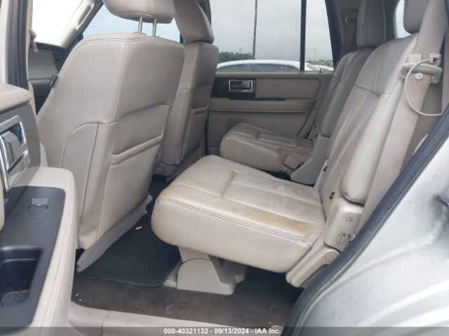 5LMJJ2HT9FEJ06737 Lincoln Navigator