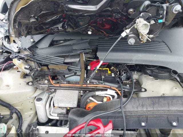 2021 TESLA MODEL Y 5YJYGDEE9MF077127 Photo 9