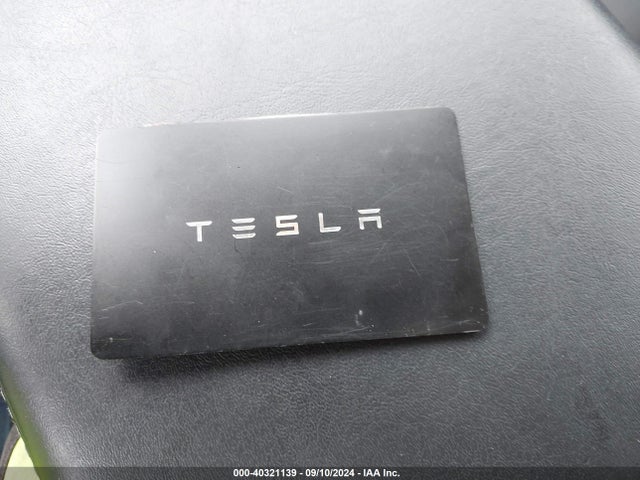2021 TESLA MODEL Y 5YJYGDEE9MF077127 Photo 10