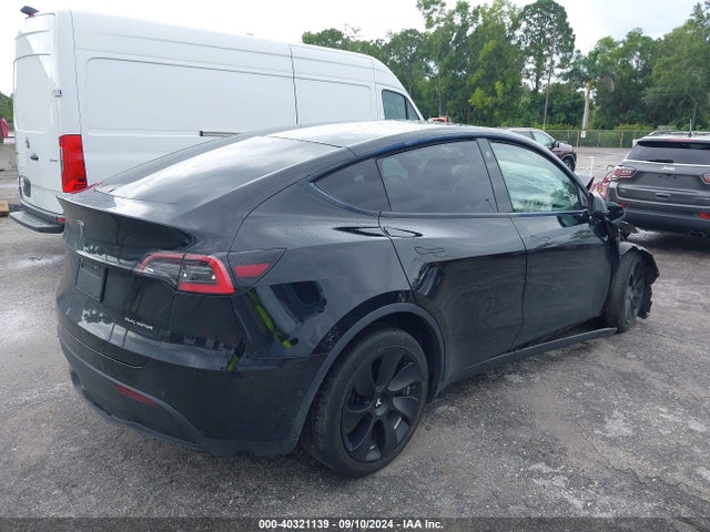 2021 TESLA MODEL Y 5YJYGDEE9MF077127 Photo 3