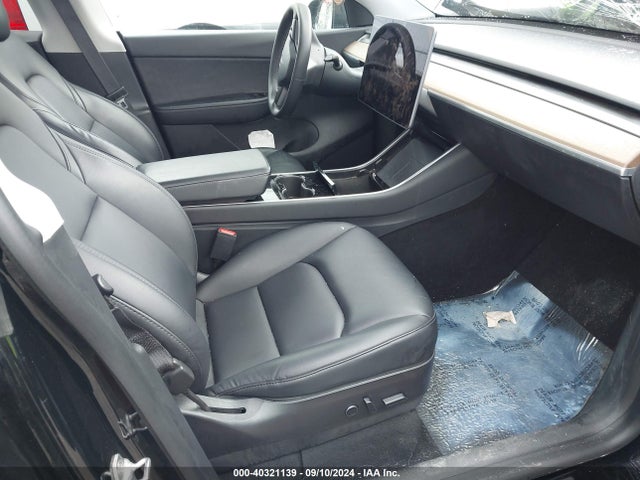 2021 TESLA MODEL Y 5YJYGDEE9MF077127 Photo 4