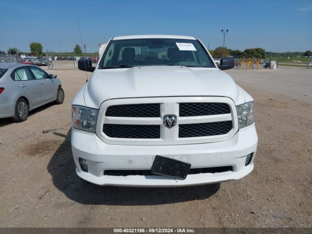 1C6RR7FGXJS273678 RAM 1500 Express Quad Cab 4x4 6'4 Box