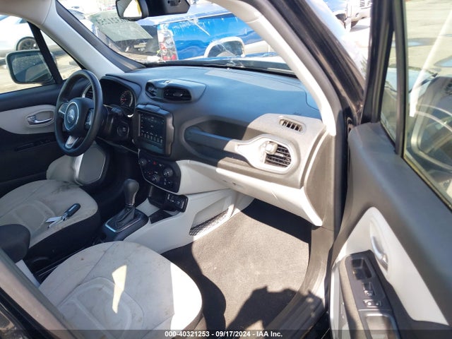 ZACNJABB8KPK05650 Jeep Renegade Latitude Fwd