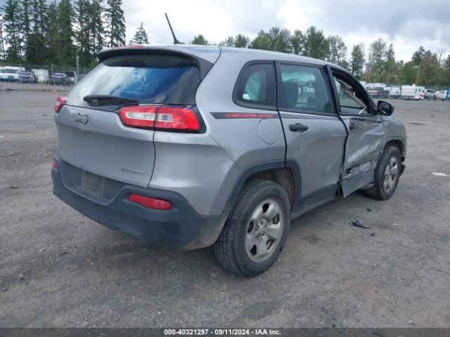 1C4PJMAB8GW338420 Jeep Cherokee Sport