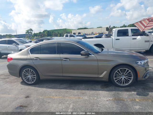 WBAJE5C55JWA94689 BMW 540I