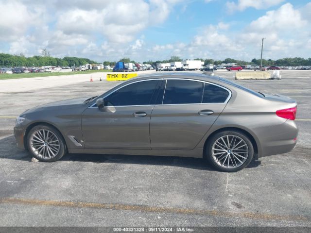 WBAJE5C55JWA94689 BMW 540I