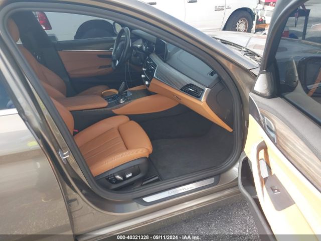 WBAJE5C55JWA94689 BMW 540I