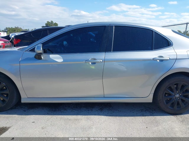 Toyota CAMRY LE 2018 4T1B11HK2JU068162 Image 14