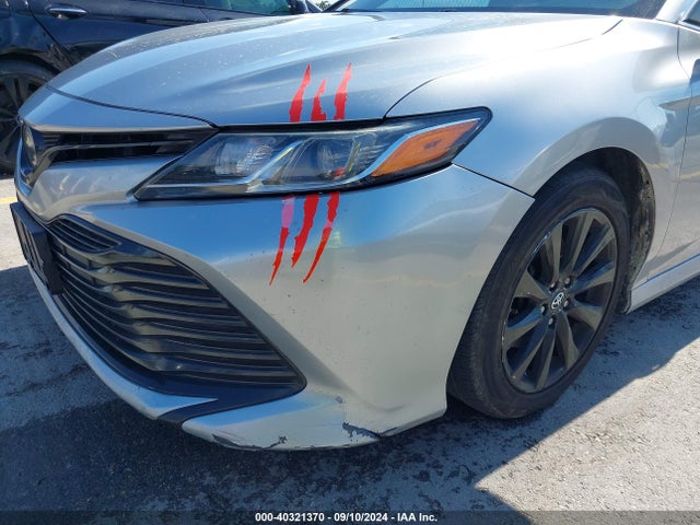Toyota CAMRY LE 2018 4T1B11HK2JU068162 Image 17
