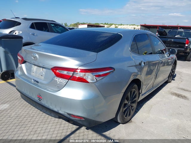 Toyota CAMRY LE 2018 4T1B11HK2JU068162 Image 4