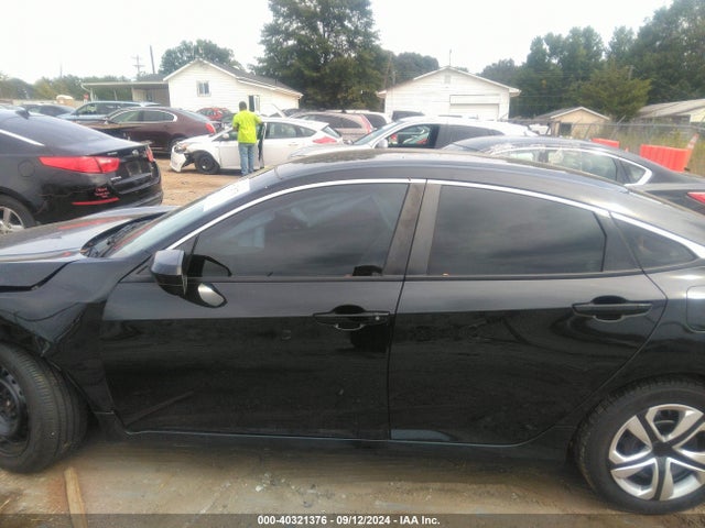Honda Civic Lx 2018 19XFC2F50JE018510 Image 14