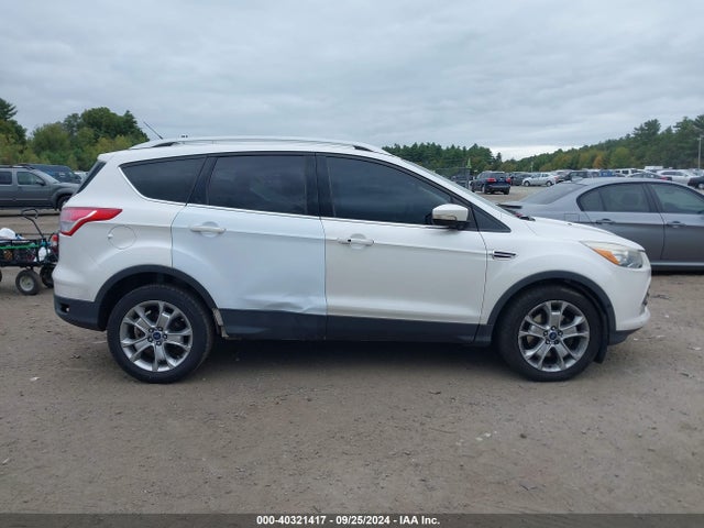 1FMCU9J94FUA48584 Ford Escape Titanium